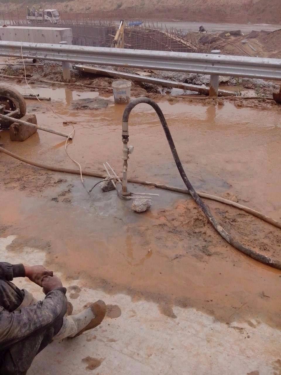 隆回路基压密注浆